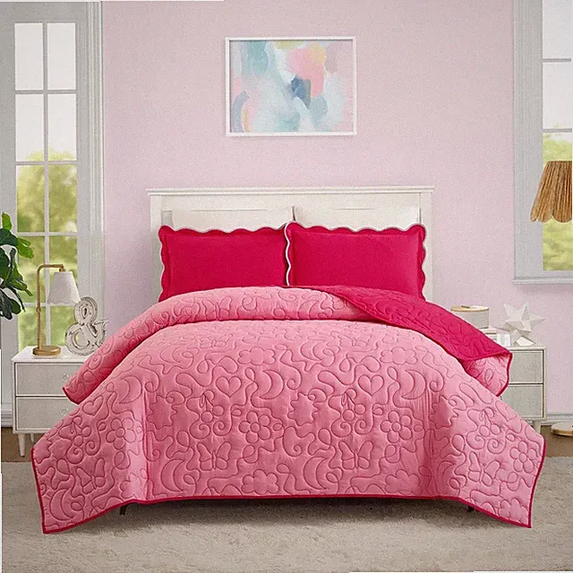 Prism Full/Queen Pink Icon Quilted Comforter